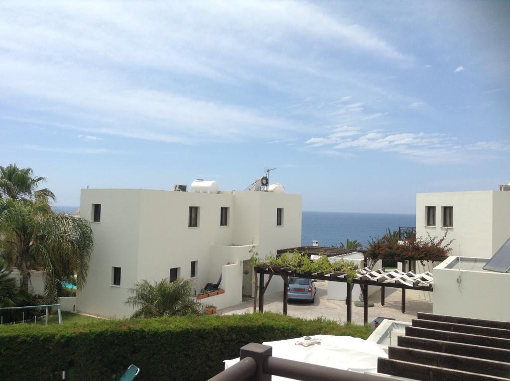Aura Holiday Villas Paphos Ruang foto