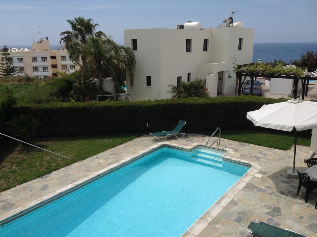 Aura Holiday Villas Paphos Ruang foto